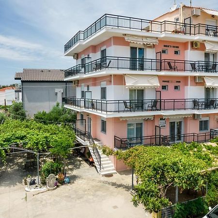 Ianos Apartments Potos Bagian luar foto