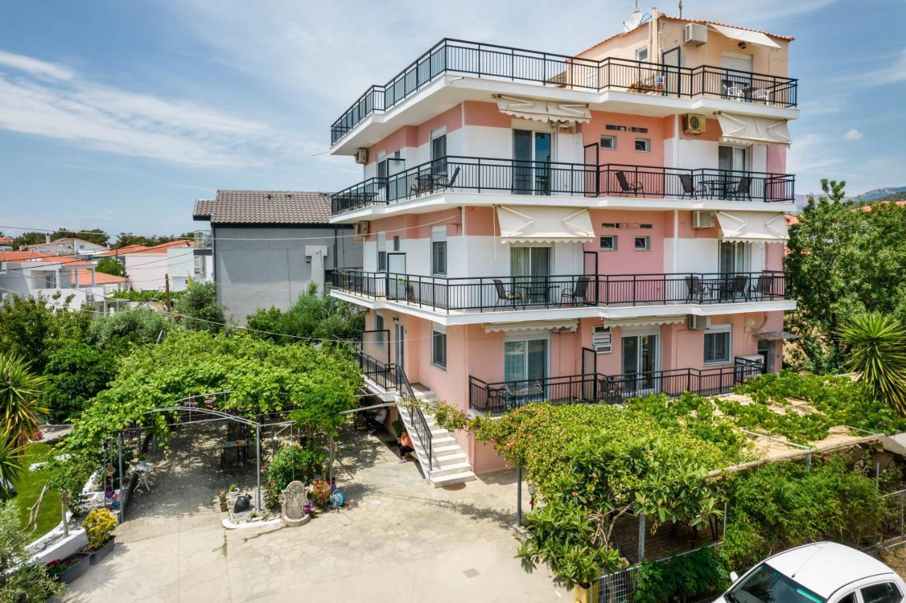 Ianos Apartments Potos Bagian luar foto