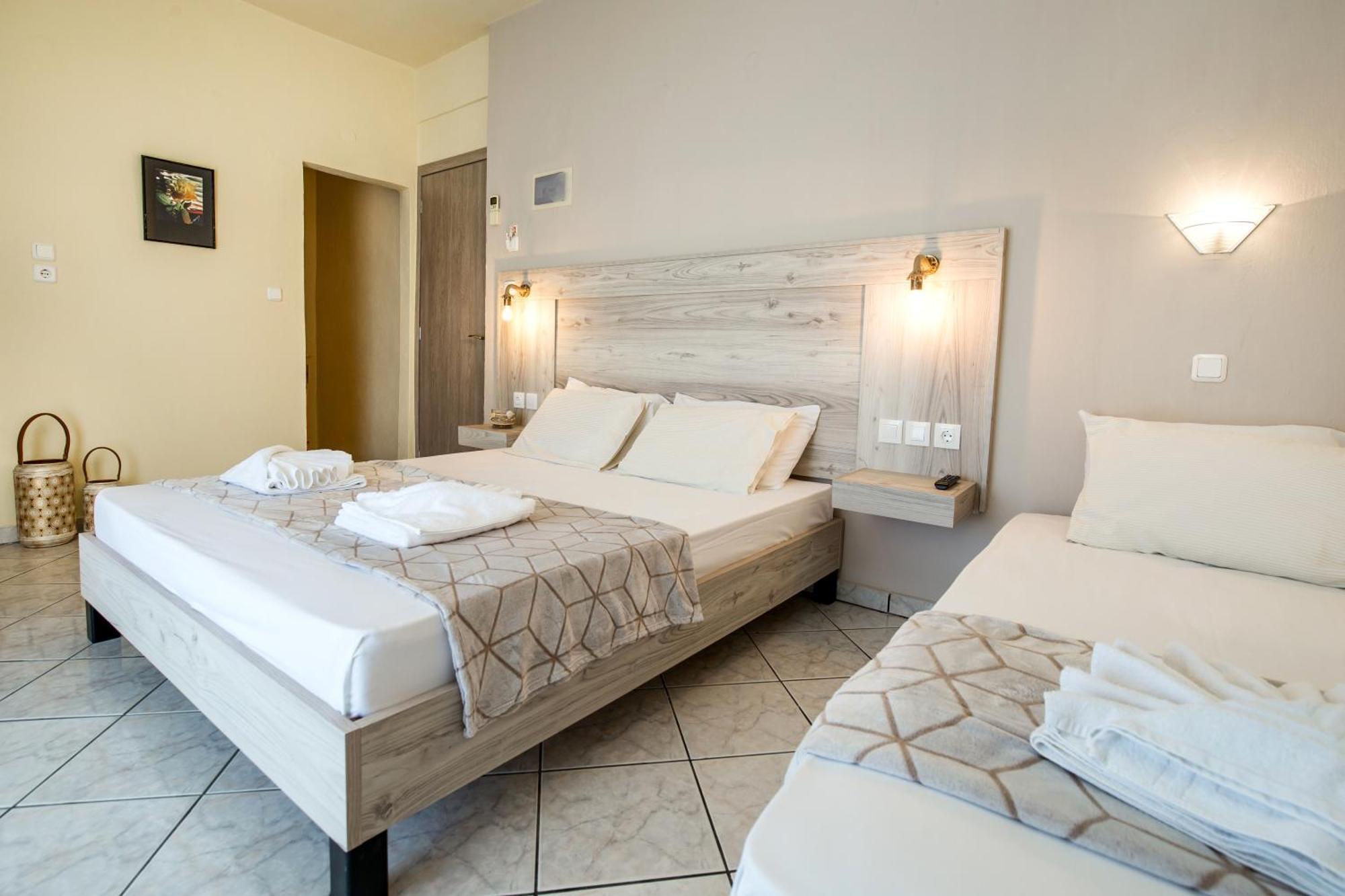 Ianos Apartments Potos Bagian luar foto